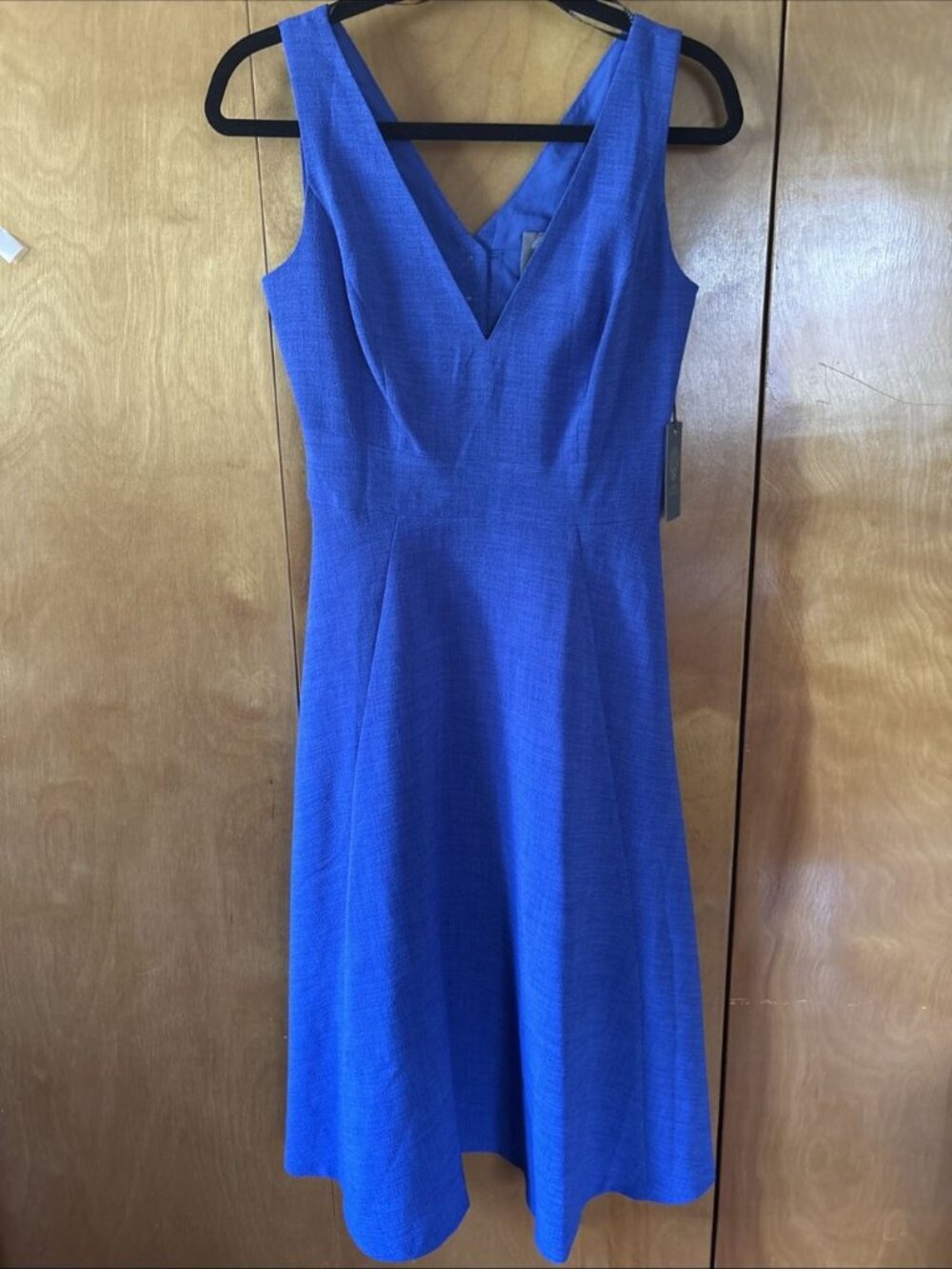 Vince Camuto Sz 4 Royal Blue Sleeveless Open Back Flared Midi Dress V Neck NEW